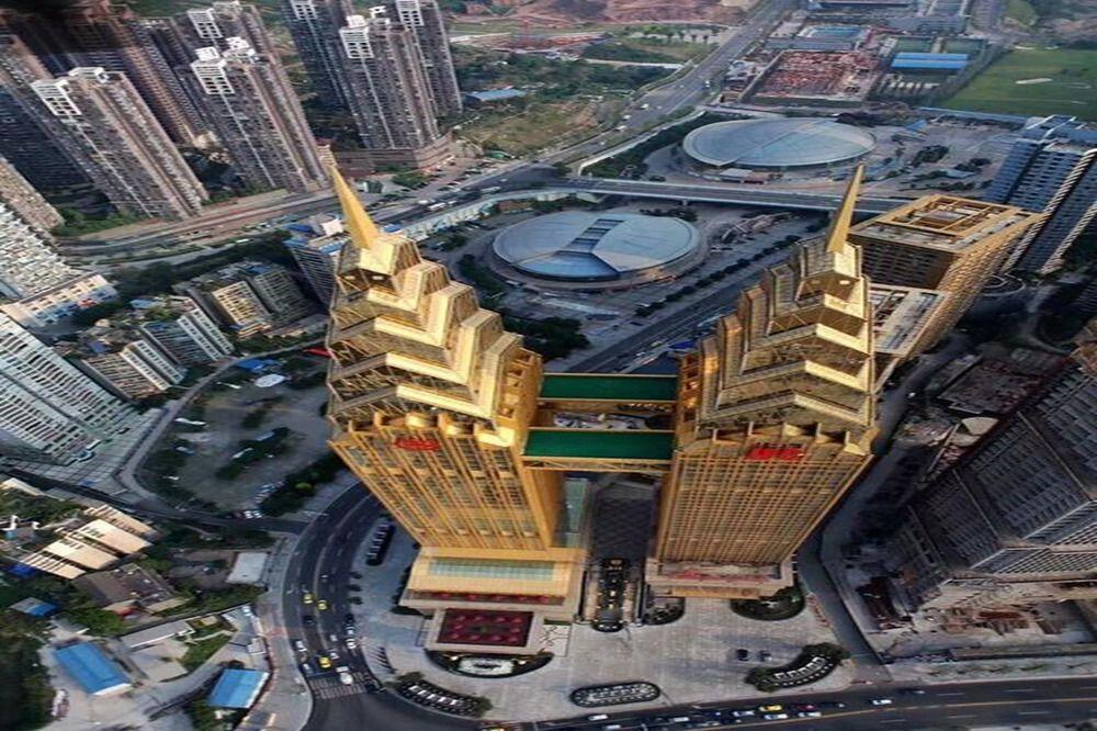 Sheraton Chongqing Hotel Bagian luar foto