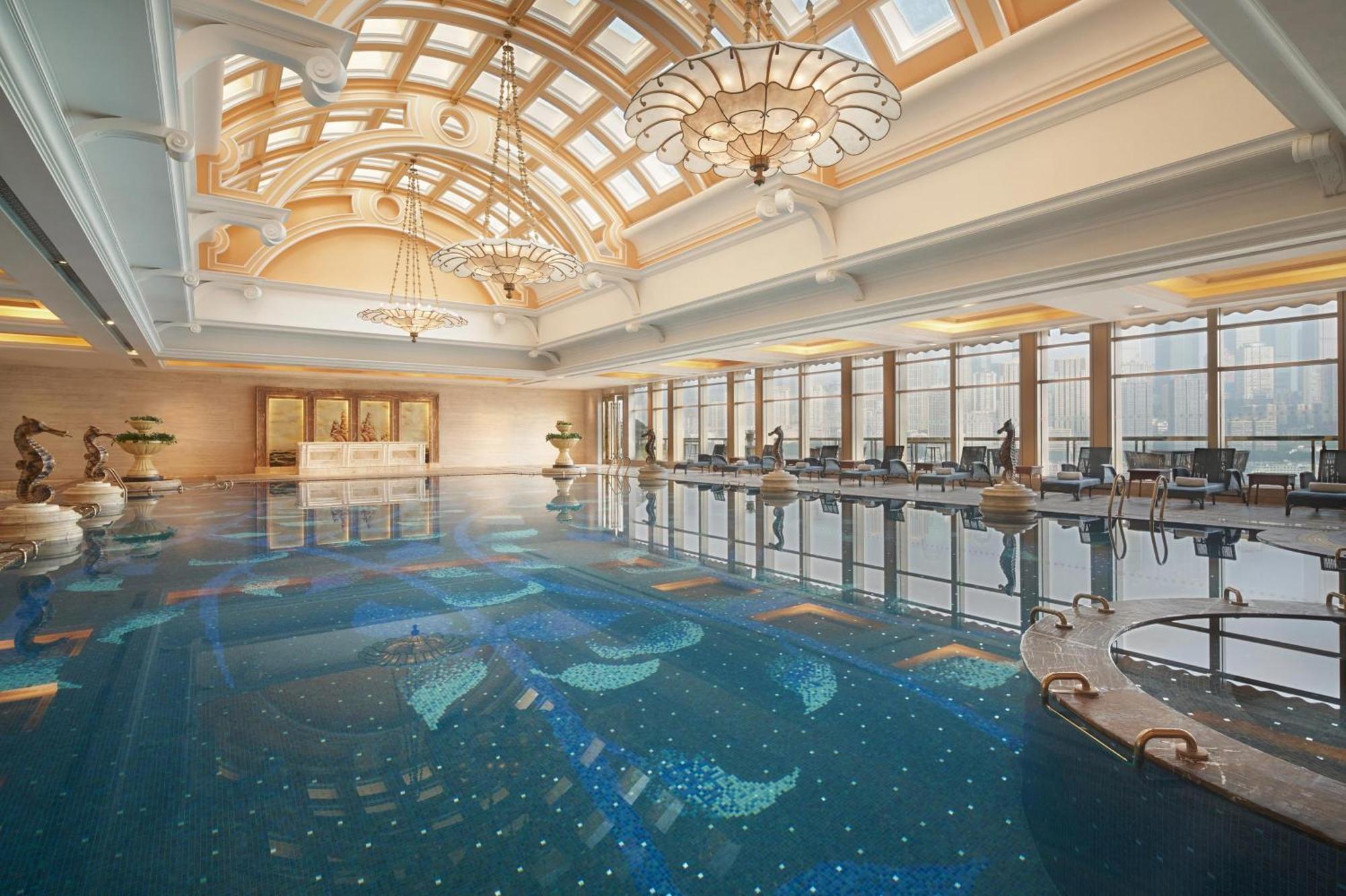 Sheraton Chongqing Hotel Bagian luar foto