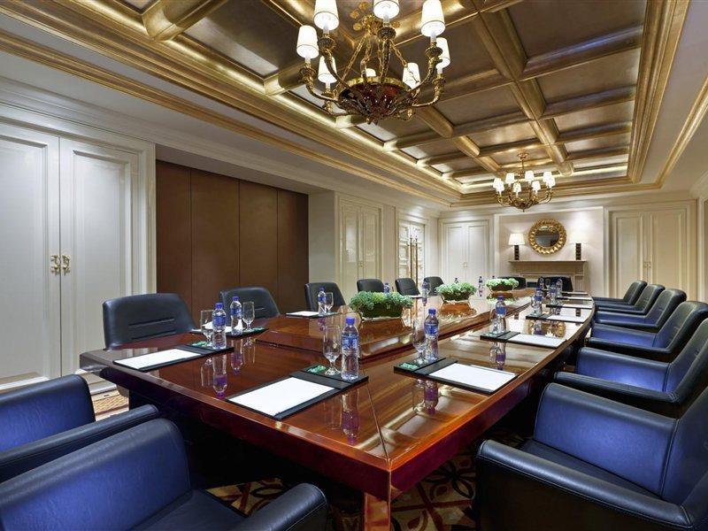 Sheraton Chongqing Hotel Bagian luar foto